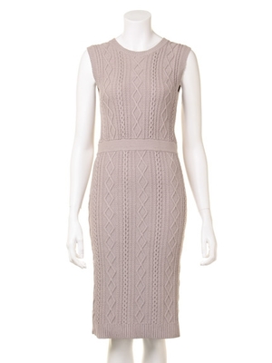 ケーブルニットタイトロングワンピース