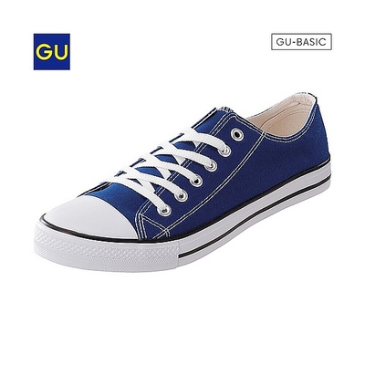 キャンバスシューズ