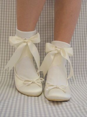 ballet ribbon shoes（アイボリー）