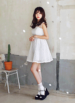 バスト切替フラワーワンピース