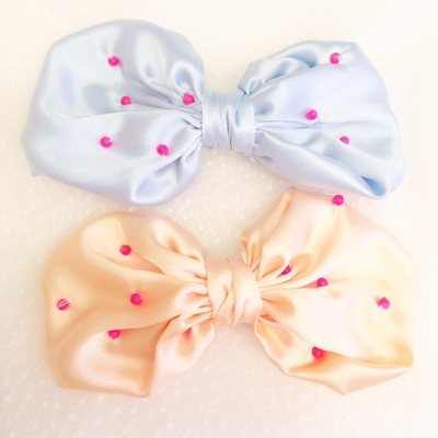 サテンビーズリボンバレッタ