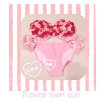 Pui flower 水着 レッド