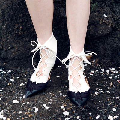 レースアップショートホワイト