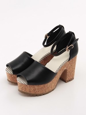 コルクソールストラアップサンダル