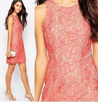 花柄レース ピンクドレス