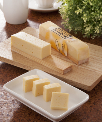 かまぼこ屋さんのチーズケーキ 板付