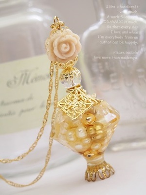 ネックレス パフュームボトル 「ジュエルフラワー/ ピュアホワイト」