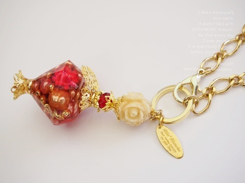 バッグチャーム 　パフュームボトル 「ジュエルフラワー/ レッドホワイト」