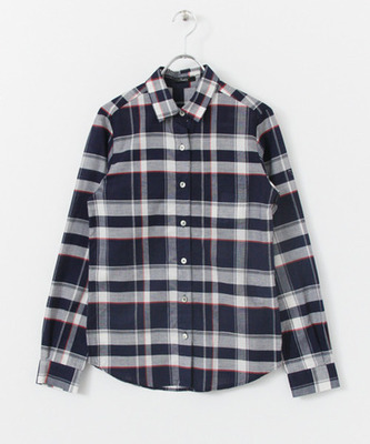 チェックシャツ