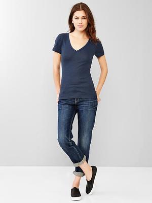 New modern stripe V-neck tee