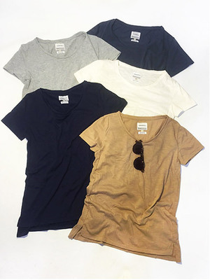 Useful UネックTシャツ