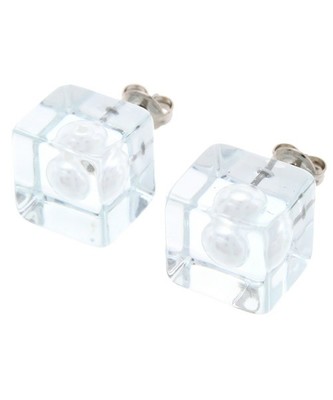 アクリルキューブ×パールピアス