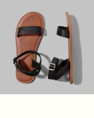 CLASSIC LEATHER SANDALS
