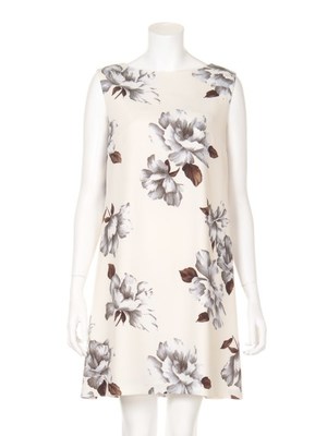 バックベルトフラワーワンピース