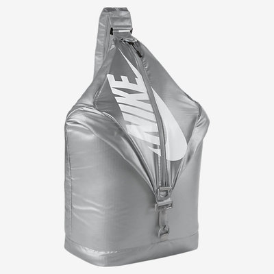 ナイキ ビトリック