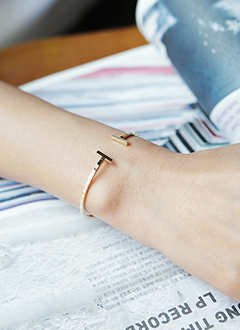 T字オープンバングル