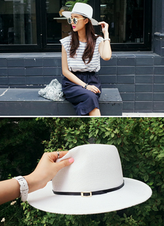 ベルト付き中折れハット