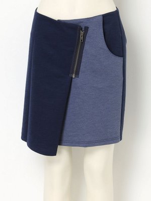 タックZIPスカート