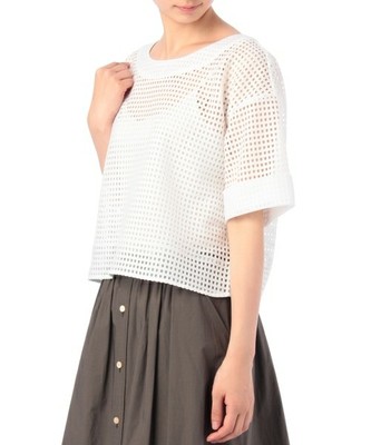 Reflect クルーネックメッシュブラウス