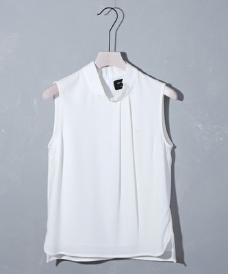 UNITED TOKYO アシメタックハイネックトップ