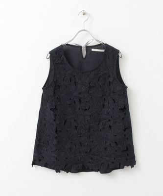 レースノースリーブブラウス