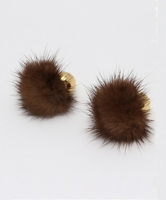 control freak:ミンクファーピアス