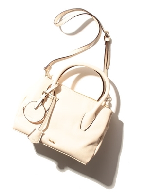 スリムハンドバッグ