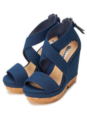 ウェッジサンダル