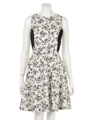 クラシックフラワーワンピース