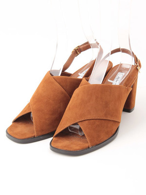 ローヒールミュールサンダ