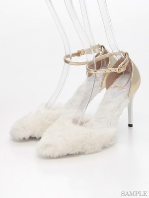 ポインテッドファーサンダル