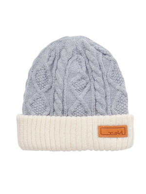 CABLE KNIT CAP