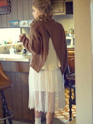 バックシフォンローゲージタートルニット