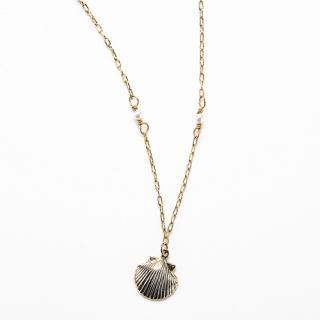 Sea shell necklace