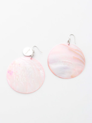 カラーシェルピアス