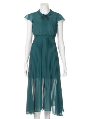 プリーツマキシワンピース