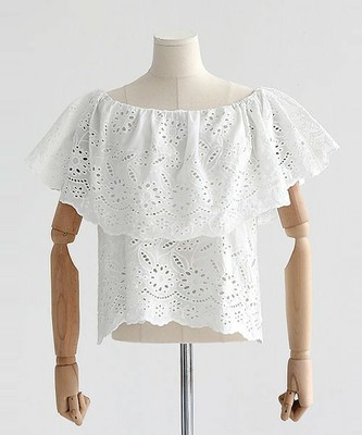 パンチングレース2wayオフショルダーブラウス