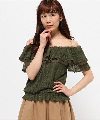 オフショルブラウス