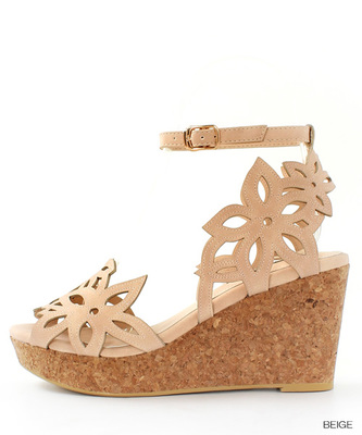 フラワーカットコルクウェッジサンダル