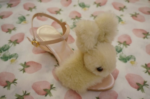 your rabbit shoes (white)