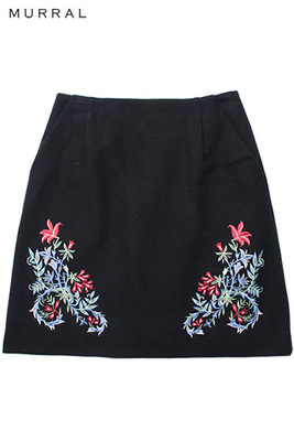 EMBROIDERY SKIRT/BLACK