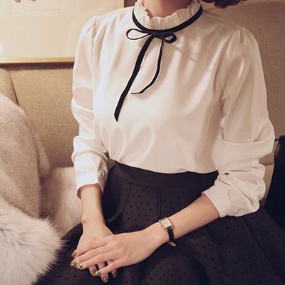 スタンドカラーフリルブラウス