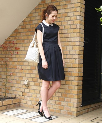 襟付きワンピース