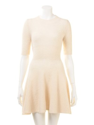 フィット&フレアニットワンピース