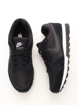 emmi (エミ) 【NIKE】WMNS NIKE MD RUNNER 2