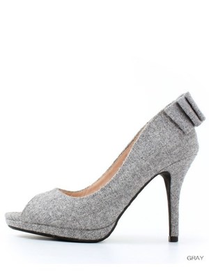 バックリボンピープトゥパンプス