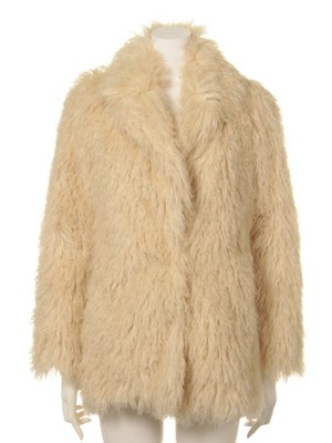 フェイクファーコート