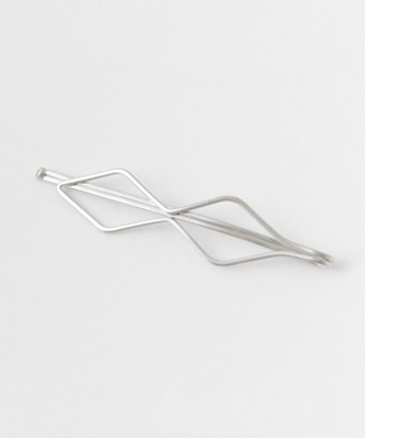 ダブルヒシガタヘアピン