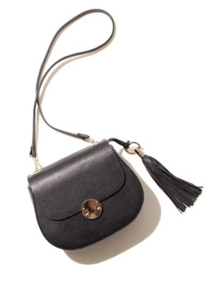 レザーラウンドショルダーバッグ