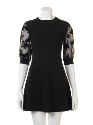 フロッキースリーブニットワンピース